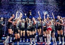 Avrupa şampiyonu A Milli Kadın Voleybol Takımı, yurda döndü