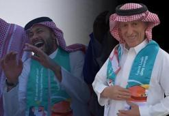 Jorge Jesus ve Neymar kufiyye giyip dans ettiler