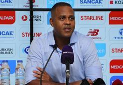 Patrick Kluivert, Beşiktaş maçı sonrası konuştu: 4-0‘ı korumak isterdik ama olmadı