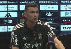 Burak Yılmaz: Beşiktaş büyük bir camia, bu durumdan da alnının akıyla çıkacaktır
