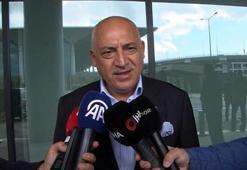 Büyükekşi'den stat ve Süper Kupa açıklaması!