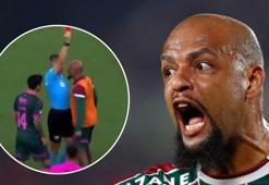 Felipe Melo'nun çılgına döndüğü anlar! Hakemin üzerine yürüdü