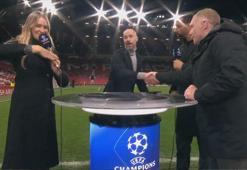Erik ten Hag'ın sunucu Laura Woods'a yaptığı gündem oldu