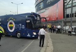 Fenerbahçe, Trabzonspor maçı için stada giriş yaptı