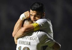 Luis Suarez şov yaptı, Gremio unutulmaz bir geri dönüşe imza attı!