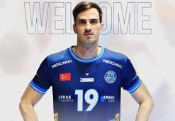 Arkas Spor Nikolay Kartev'i transfer etti