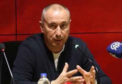 Göztepe'nin yeni teknik direktörü Stoilov: Mutluluğun yolu Süper Lig'e çıkmak