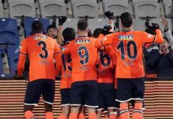(ÖZET) Başakşehir - Pendikspor maçı sonucu: 4-1 | Başakşehir, Pendikspor'a karşı gol oldu yağdı!