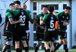 Sakaryaspor deplasmanda kazandı