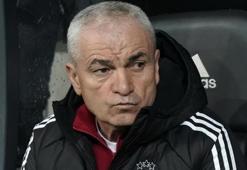 Beşiktaş'ta Rıza Çalımbay’dan derbide 5 değişiklik