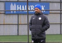 İlhan Palut: Oyuncularımı, o atmosferin dıÅına çıkarmak istedim