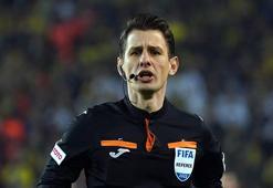 Halil Umut Meler'e FIFA hakemlerinden destek!