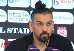 Servet Çetin: Maalesef kolay maç kazanılmıyor