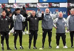 Fernando Santos, Beşiktaş ile ilk antrenmanında 'Kartal Duruşu' yaptı
