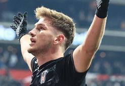 Beşiktaş'ın parlayan yıldızına dev talip!