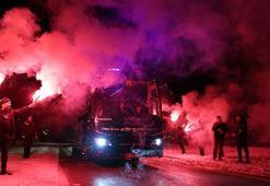 Beşiktaş'a Sivas'ta meşaleli karşılama