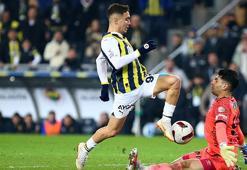 Fenerbahçe'de ayrılık! Emre Mor, İstanbul ekibine kiralandı
