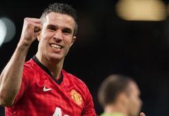 Robin van Persie sürprizi! Yıllar sonra geri döndü