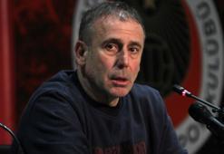 Trabzonspor Teknik Direktörü Abdullah Avcı'dan zemin eleştirisi! 'TFF denetlemeli'