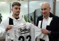 Beşiktaş'ın yeni transferi Ernest Muci, İstanbul'a geldi
