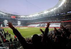 Beşiktaş taraftarından görsel şölen! Özel kareografi