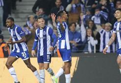 Portekiz derbisinde Porto'dan Benfica'ya 5 gol!