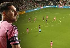 Sakatlıktan harika döndü! Lionel Messi'den çok şık gol...