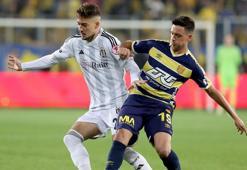 Beşiktaş'ın yıldızı Ernest Muçi bu kez boş geçti