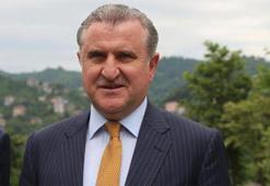 Bakan Bak'tan milli yelkenci Derin Atakan için tebrik mesajı