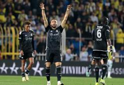 Beşiktaş'ta Cenk Tosun gelişmesi! Derbide golünü atmıştı...