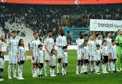Beşiktaş'ta kalacak oyuncular belli oldu! 11 futbolcu gidiyor
