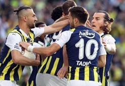 Fenerbahçe'den rekorlarla dolu sezon! 'Bu taraftar sizinle gurur duyuyor'