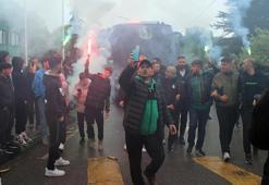 Sakaryasporlu taraftarlardan Adana'ya akın