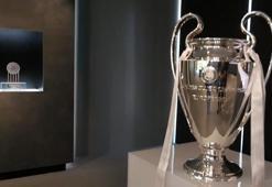 Real Madrid'in 15'inci Şampiyonlar Ligi kupası müzedeki yerini aldı!