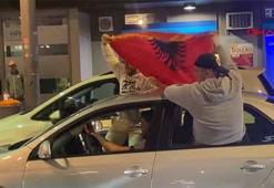 Nedim Bajrami tarihi golü attı, Arnavutlar tura çıktı!