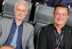Jose Mourinho, Türkiye-Portekiz maçında tribünde