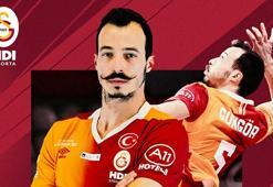 Galatasaray'da kaptanla yollar ayrıldı!
