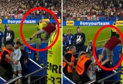 Ronaldo'nun üstüne uçtu! Gürcistan - Portekiz maçına damga vuran görüntü...