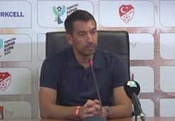 BeÅiktaÅ'ta Giovanni van Bronckhorst gururlu! 'Keyfini çıkaracaÄız