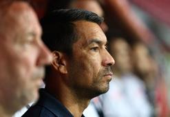 Beşiktaş'ta Giovanni van Bronckhorst'tan galibiyet sözleri: Sistemde her zaman esneklik göstereceğiz
