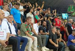 TFF Başkanı İbrahim Hacıosmanoğlu Amedspor taraftarıyla maç izledi