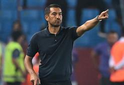 Giovanni van Bronckhorst: “Zor deplasmandan 1 puan alıyoruz”
