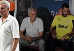 Jose Mourinho gece yarısı tüm dünyayı ayağa kaldırdı! Antalyaspor-Fenerbahçe maçındaki protestosu, dünya basınında...
