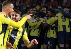 Fenerbahçe taraftarı Prag'ı inletti!