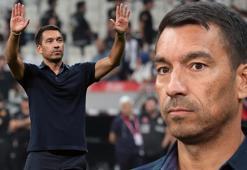 Son dakika | Beşiktaş'ta Van Bronckhorst ile yollar resmen ayrıldı!