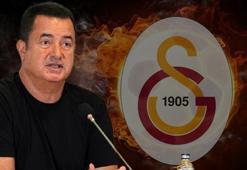 Acun Ilıcalı konuÅurken Galatasaray'dan olay gönderme!