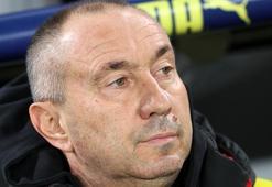 Fenerbahçe-Göztepe maçı sonrası Stanimir Stoilov: İkinci, üçüncü golü bulmamız gerekiyordu