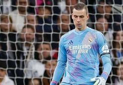 Andriy Lunin, Real Madrid'den ayrılmayı düşünüyor
