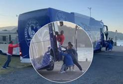 Şampiyon Sarıyer'in otobüsü devrilmekten son anda kurtuldu