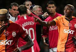Manchester United efsanesinden Victor Osimhen açıklaması: 'Gidin hemen alın!'